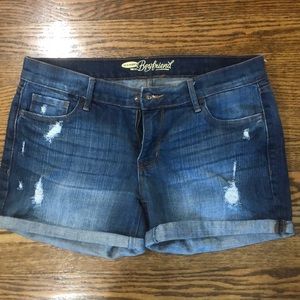 Old Navy women’s boyfriend shorts